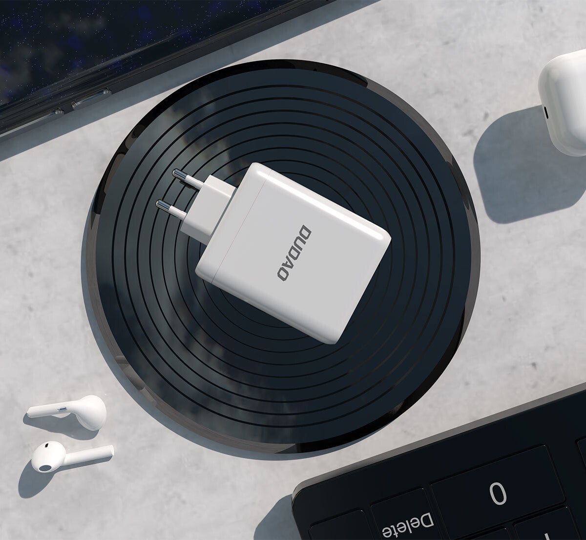 DUDAO A140 140W GaN Adapter Universal Vit AC Snabb laddning inomhus