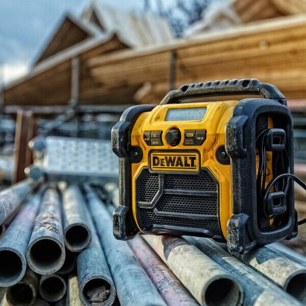 DeWALT DCR020-QW radioapparater Bärbar Digital Svart, Gul