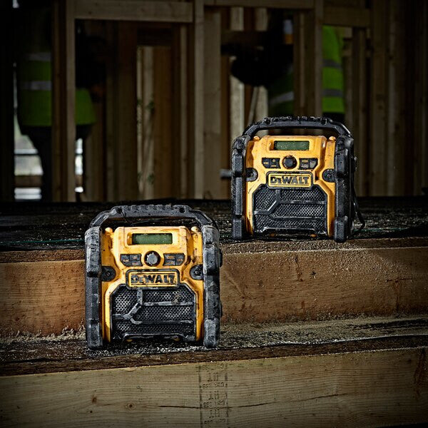 DeWALT DCR020-QW radioapparater Bärbar Digital Svart, Gul