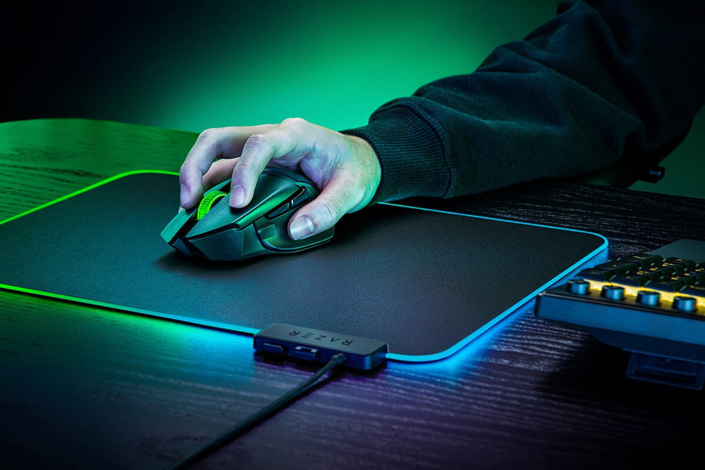 Razer Basilisk V3 X HyperSpeed datormöss Spela högerhand Bluetooth Optisk 18000 DPI