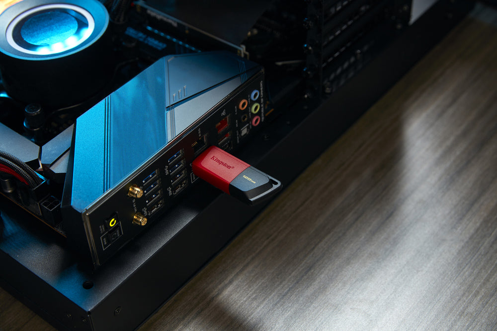 Kingston Technology DataTraveler Exodia M USB-sticka 128 GB USB Type-A 3.2 Gen 1 (3.1 Gen 1) Svart, Röd