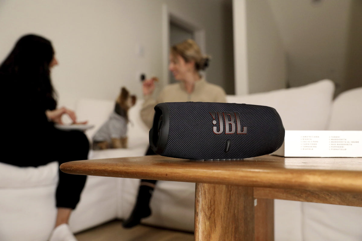 JBL Charge 5 BLÅ
