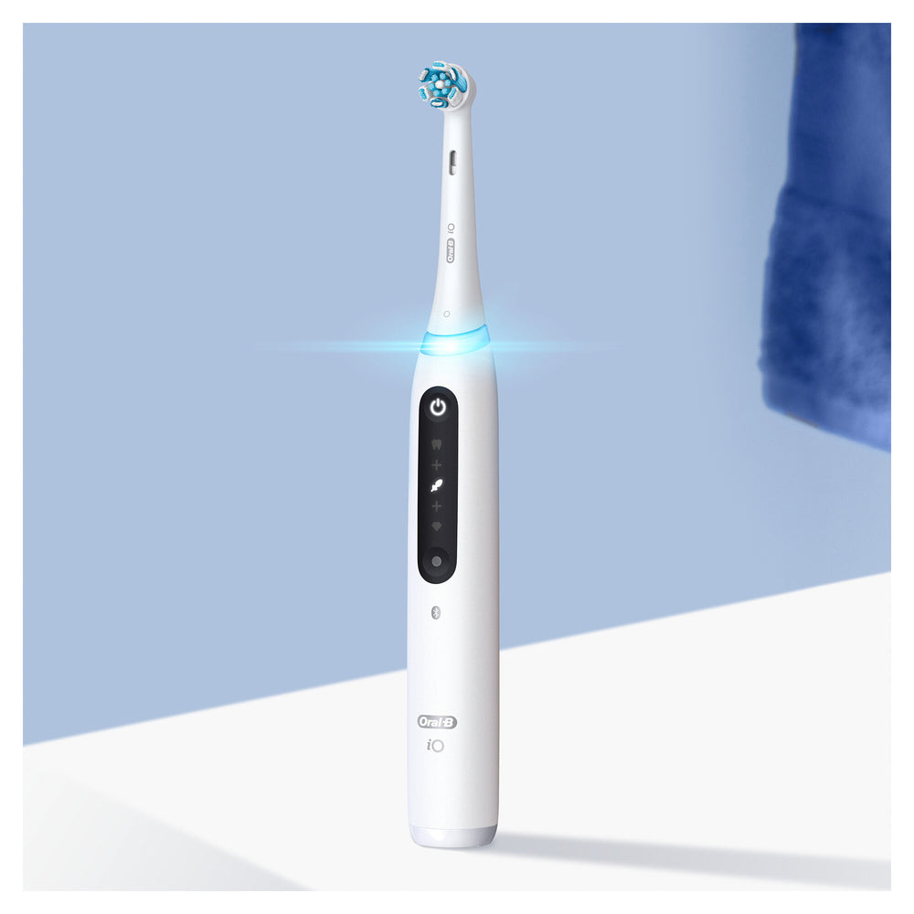 Oral-B iO Series 5 Vuxen Roterande och oscillerande tandborste Vit